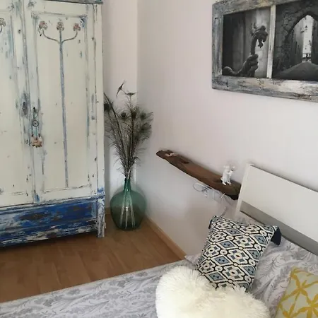 La Terrasseta Apartment *